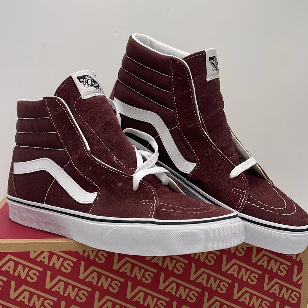 Vans Men’s Color Theory Bitter Chocolate
VN0007NS7YO Sneakers - Picture 4 of 16